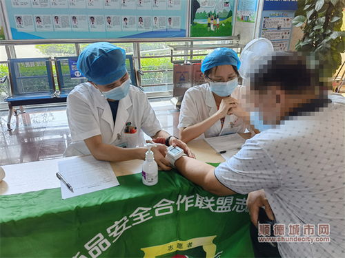 情暖百姓 健康同行 伍醫義診惠民行，服務百姓筑安康